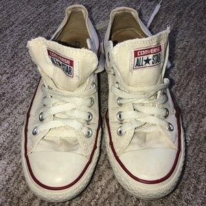 Low top Converse All Stars (White)